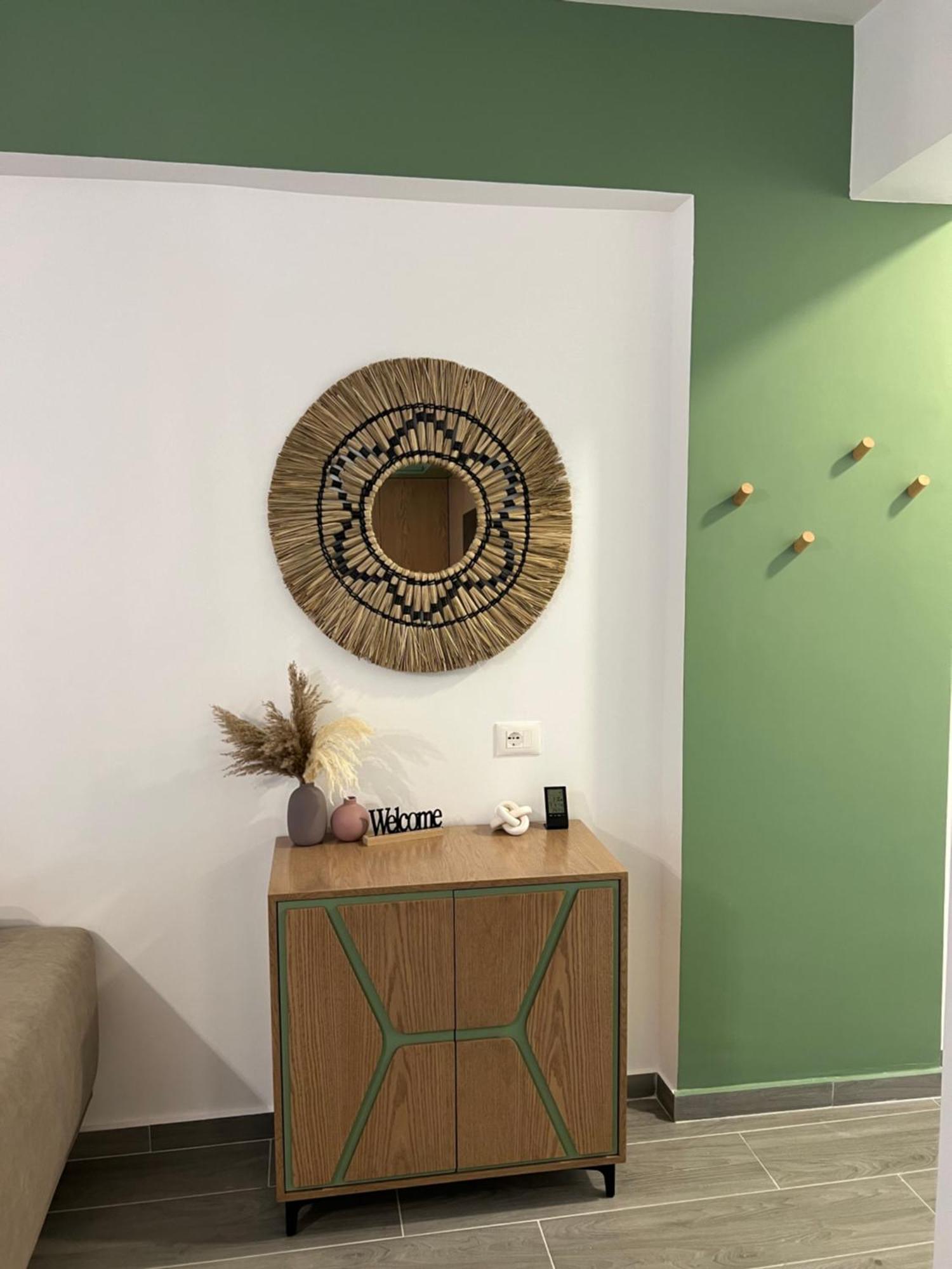 Luxe Orikum Apartament *